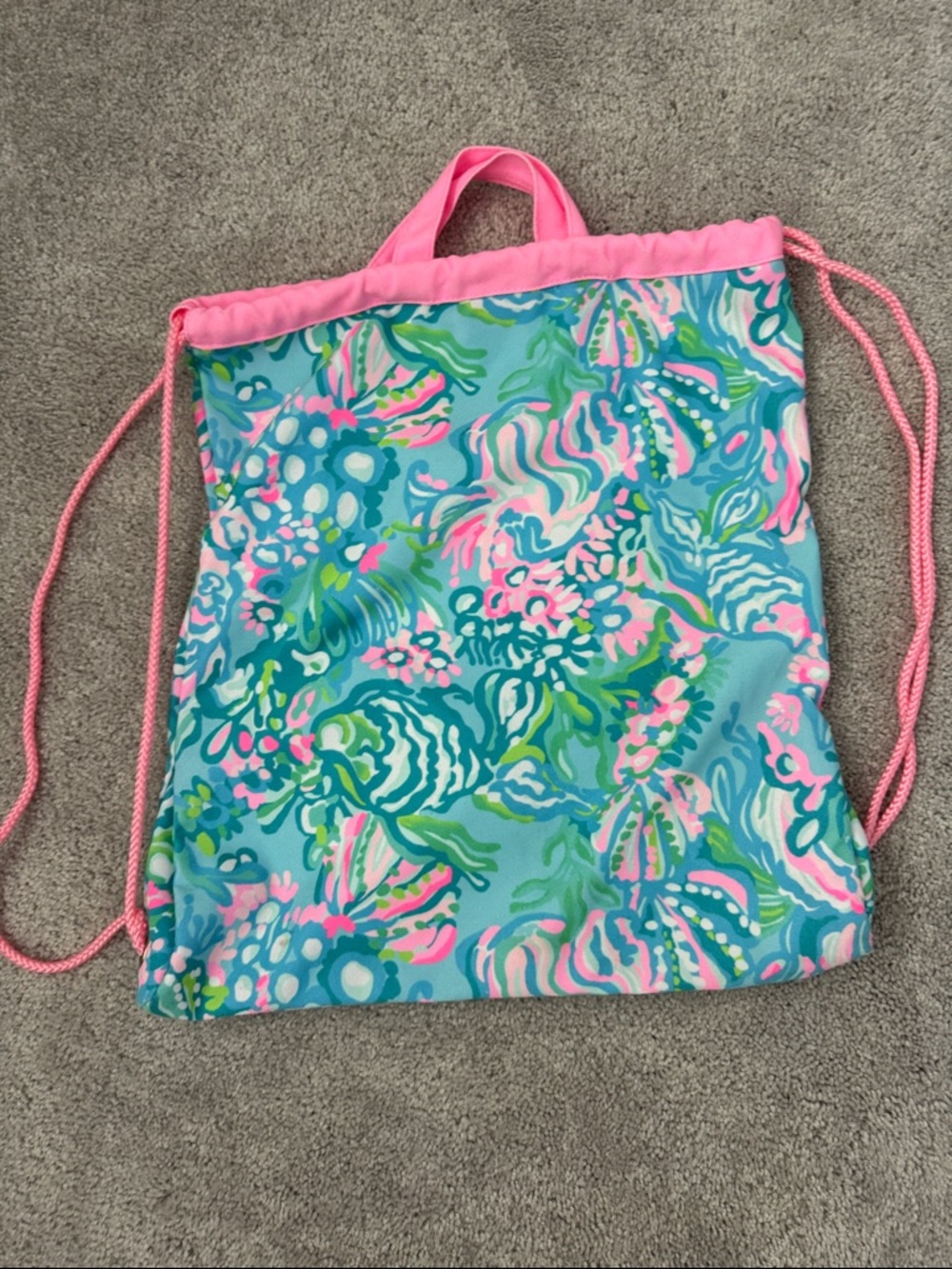 Lilly Pulitzer Vibrant Floral Drawstring Backpack in Aqua & Pink - Picture 3 of 3